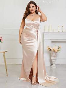 Robe Habillée Col Bardot À Ruché Fendu En Satin