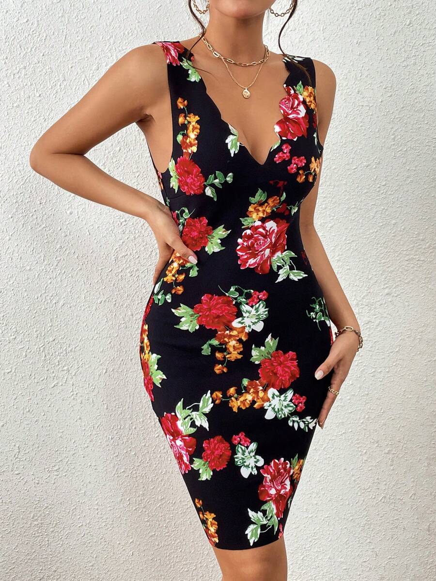 SHEIN Privé Floral Print Scallop Trim Bodycon Dress - Multicolor - View 1