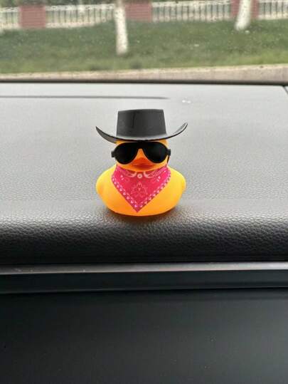 1pc Duck Design PVC Car Ornament