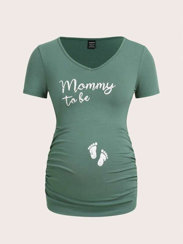 SHEIN Maternity Footprint and Slogan Graphic Ruched Side Tee