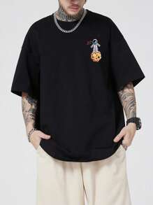 Manfinity Hypemode Men Plus Astronaut & Slogan Graphic Tee - Black - View 3