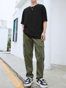 Manfinity EMRG Men Floral & Figure Graphic Tee - Black - View 5