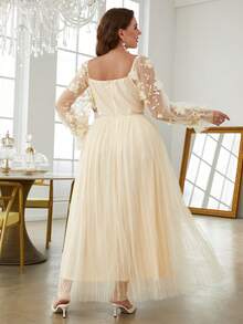 Simplee 大碼貼花細節燈籠袖高開叉網紗洋裝 - 杏色 - 查看 2