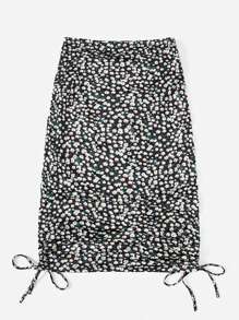 Soleia Ditsy Floral Drawstring Side Ruched Detail Skirt - Black - View 4