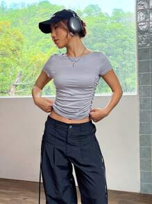 SHEIN EZwear Camiseta Corta Fruncida Lisa Con Tops De Primavera - Gris Claro - Ver 1