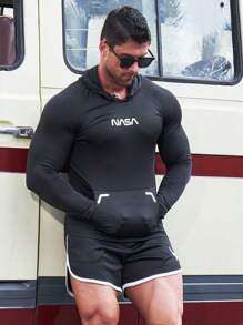 SHEIN Running Men Letter Graphic Raglan Sleeve Kangaroo Pocket Sports Sweatshirt - Black - View 1