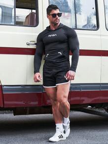 SHEIN Running Men Letter Graphic Raglan Sleeve Kangaroo Pocket Sports Sweatshirt - Black - View 5