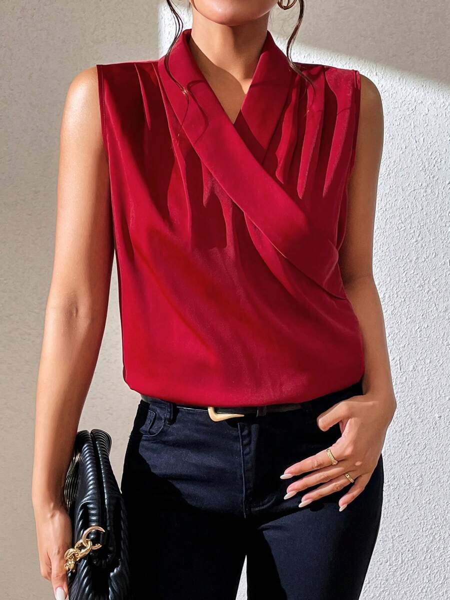 SHEIN LUNE Solid Fold Pleated Detail Sleeveless Blouse - Red - View 1