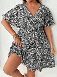 SHEIN Holidaya 大碼碎花蝴蝶袖連衣裙 - 黑色 - 查看 3