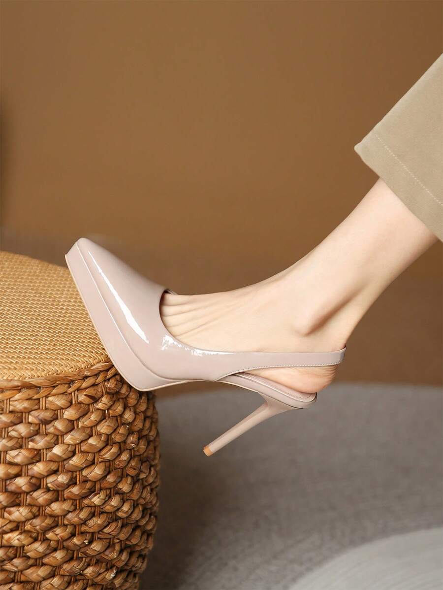 khaki pumps