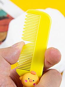 Wide Tooth Comb, 1Pc Plastic Cartoon Cute Fine Teeth Portable Reusable Washable Detangling Hair Comb For Improve Hair Health, Hair Brush, Detangling Brush, Ball Brush, Mini Hair Brush Set, Wooden Comb, Hair Brush, Comb, Slick Back Brush, Hairbrush, Edge Brush,Hair Brush,Slick Back Brush,Styling Brush,Curly Hair Brush,Edge Brush,Hair Comb,Brush Hair,Hair Brush Set,Comb Hair,Comb For Curls,Detangling Brush,Hair Brush For Women,Hair,Travel,Hair Products,Hair Tools,Hair Stuff,Barber,Barber Accessories,Barbershop,Hairdressing Equipment - Yellow - View 4