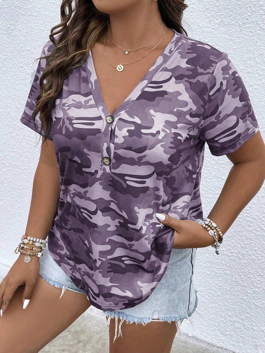 SHEIN LUNE 大碼迷彩印花半拉鏈弧形下擺T恤