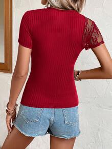 SHEIN Privé Áo thun nữ Tương phản ren Gân đan màu trơn Giải trí - Màu Đỏ Sâu - Xem 2