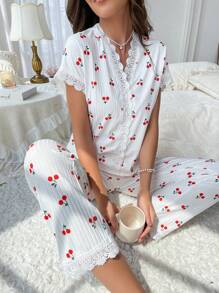 CottageSlumber Conjunto de pijama con estampado de cereza y encaje contrastante / Conjunto de pijama en blanco - Blanco - Ver 1