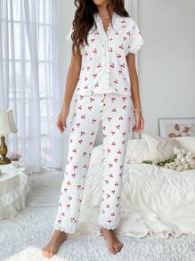 CottageSlumber Conjunto de pijama con estampado de cereza y encaje contrastante / Conjunto de pijama en blanco - Blanco - Ver 3
