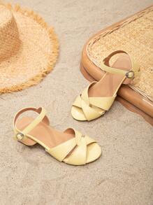 女孩交叉搭扣裝飾粗跟休閒踝帶平底涼鞋適用於戶外