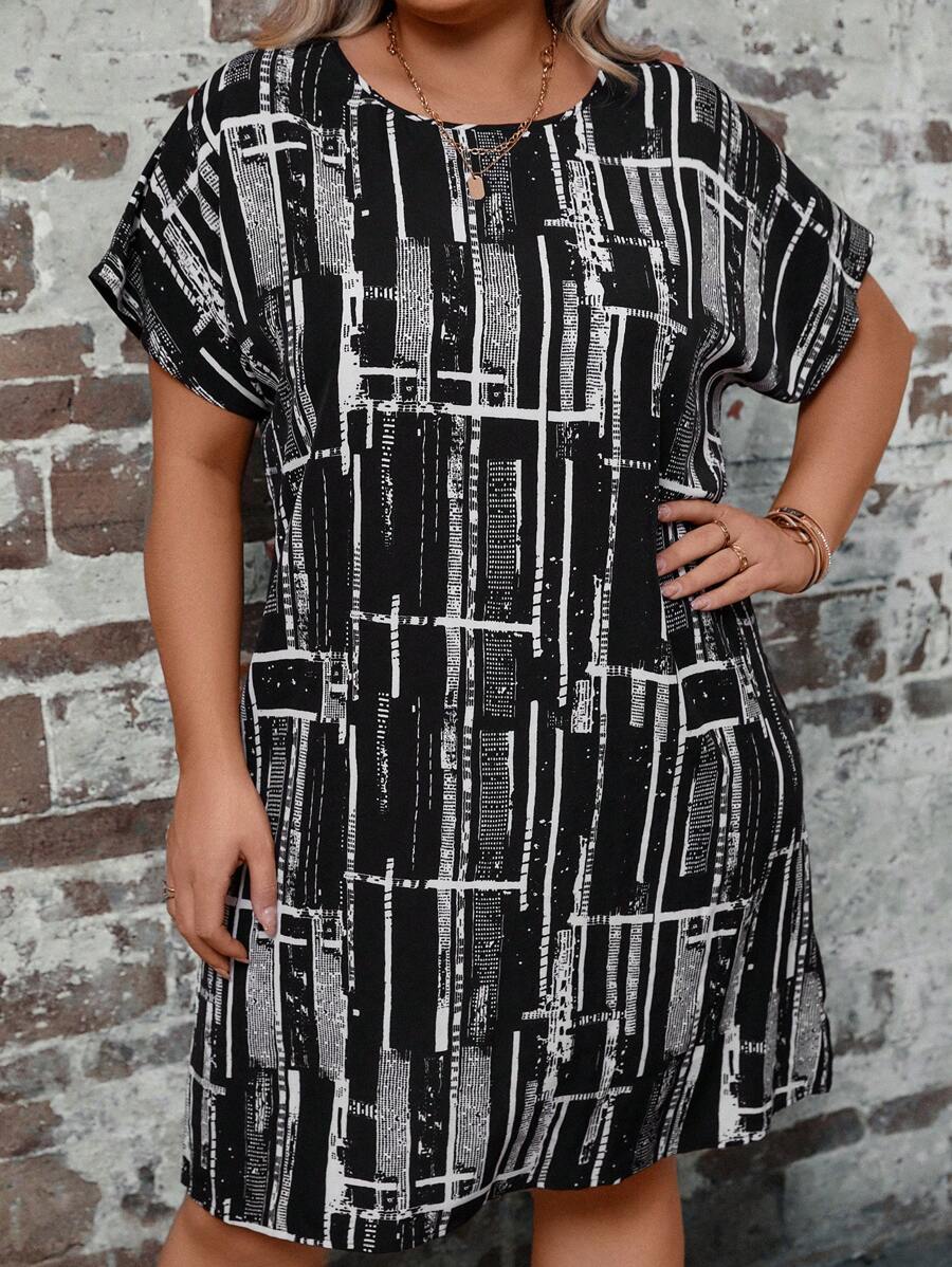 SHEIN LUNE Đầm Plus Size Tất cả trên in Giải trí - Đen và trắng - Xem 1