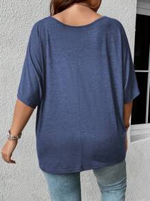 SHEIN LUNE 大碼素色蝙蝠袖口袋貼布T恤