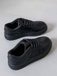 兒童前繫帶防滑板鞋適用於戶外 - 黑色 - 查看 5