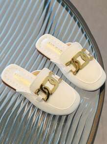 Chicas Zapatillas mules con diseño de cadena en relieve detalle para verano - Blanco - Ver 2