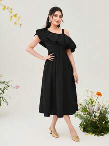 Mulvari 不對稱領荷葉邊洋裝 - 黑色 - 查看 4