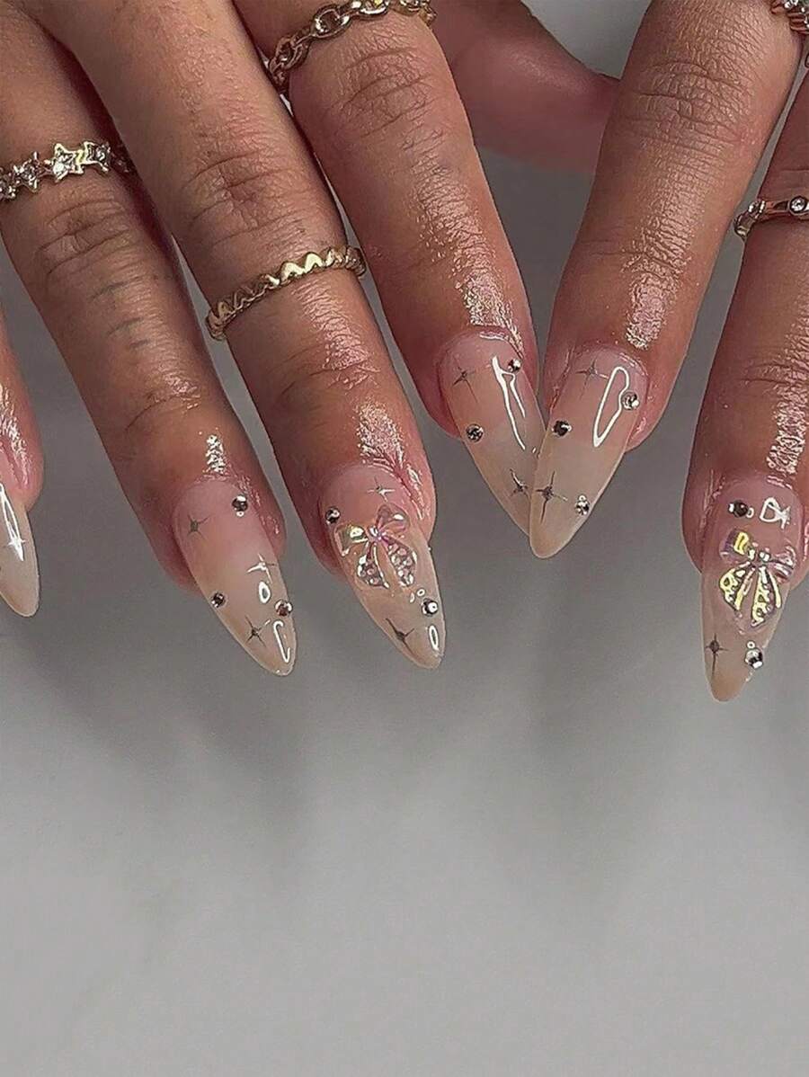 24 pezzi Unghie finte francesi staccabili a mandorla lunga con decorazioni a stelle e fiocco, 1 foglio di nastro e 1 lima per unghie - Design elegante, copertura completa, accessori per unghie false press on