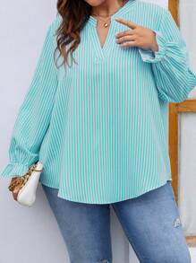 SHEIN LUNE 大碼條紋圖案缺口領喇叭袖襯衫 - 薄荷藍 - 查看 1