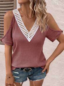 SHEIN LUNE Camiseta con encaje en contraste de hombros descubiertos - Rosa vieja - Ver 1
