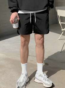 Manfinity Hypemode Men Drawstring Waist Slant Pocket Shorts - Black - View 1