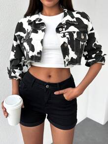 Cottnline 奶牛圖案翻蓋口袋短款牛仔夾克 - 黑與白 - 查看 4