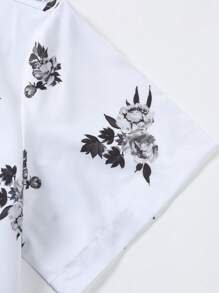 Manfinity RSRT Áo sơ mi nam ombre in hoa không có áo phông, áo sơ mi ngắn tay cài khuy nghệ thuật đồ họa cho chồng - Đen và trắng - Xem 6