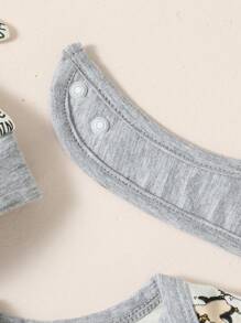 Baby Boy Cartoon & Slogan Graphic Bodysuit & Short Set - Nhiều màu - Xem 3