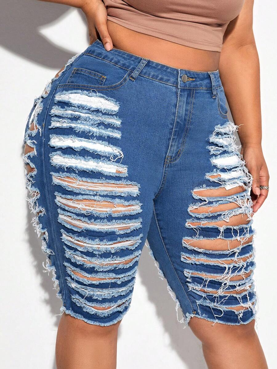 SHEIN SXY 口袋 不收邊 破洞純色大碼牛仔短褲 - 中等水洗藍 - 查看 1