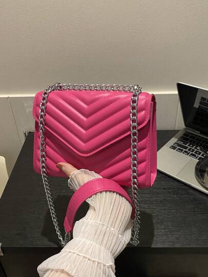 迷你螢光紅鋸齒紋絎縫方形包翻蓋鏈條