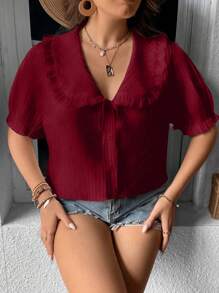 Flirla Áo sơ mi Plus Size viền lá sen Thắt nơ trước Nút phía trước màu trơn Dễ thương - Màu Đỏ Sâu - Xem 1