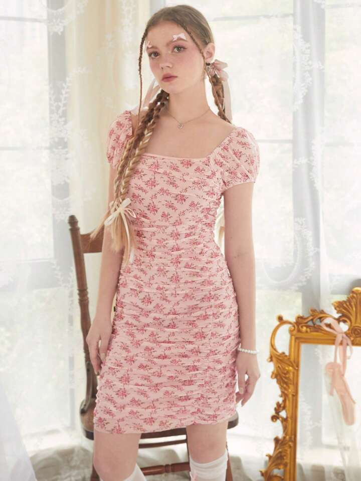 ditsy floral bodycon dress Plus Size Ditsy Floral Pink Square Neck Bodycon Dress  Pluspreorder
