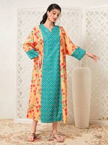 Al Najma Floral Print Notched Neckline Batwing Sleeve Kaftan - Multicolor - View 5