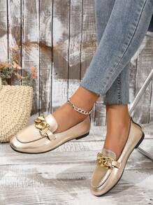 魅力四射金色平底鞋適用於金屬質感鏈條裝飾平底樂福鞋 - 金色 - 查看 3