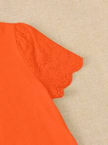 SHEIN LUNE 素色網眼刺繡貝殼邊T恤 - 珊瑚橙 - 查看 4