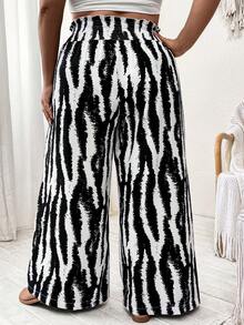 SHEIN LUNE 休閒打褶 紙袋褲腰斑馬紋加大褲子 - 黑與白 - 查看 2
