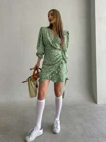 DAZY In hoa Ditsy Nút ven Viền Ruffle Váy quấn - Màu xanh Bạc hà - Xem 4