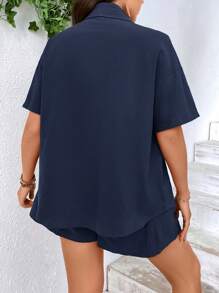 SHEIN LUNE de hombros caídos con diseño de solapa Camisa & con cordón delantero Shorts - Azul Marino - Ver 2