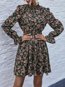 SHEIN LUNE Floral Print Flare Sleeve Dress - Dark Green - View 5