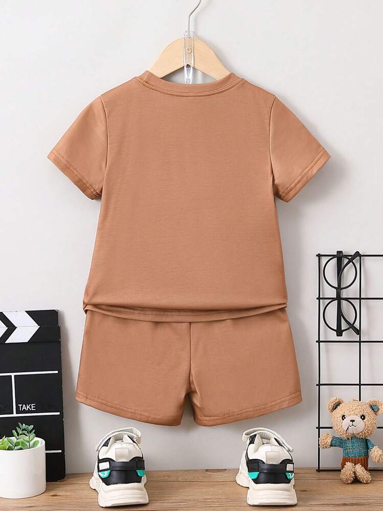 SHEIN Tee-shirt et short avec graphiques d'un jeune garçon ours et lettres - Tabac - Voir 2