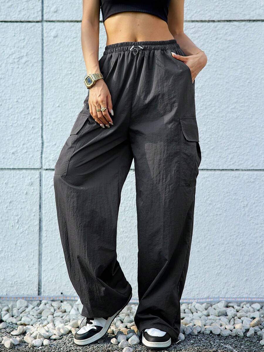 腰部抽繩翻蓋口袋工裝褲