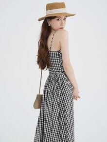 Vestido de tirantes con estampado de guingán fruncido - Blanco y Negro - Ver 2