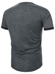 Manfinity Homme 男士字母圖案拼接邊T恤 - 深灰色 - 查看 2