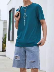 Manfinity Hypemode Men Floral & Letter Graphic Tee - Teal Blue - View 5