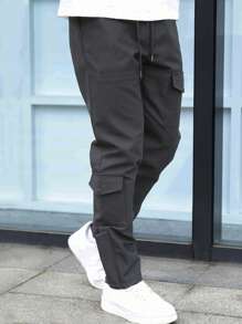 Manfinity Homme Men Flap Pocket Drawstring Waist Cargo Trousers - Black - View 3