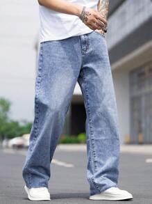 Manfinity Hypemode Men Cotton Slant Pocket Straight Leg Jeans - Medium Wash - View 5